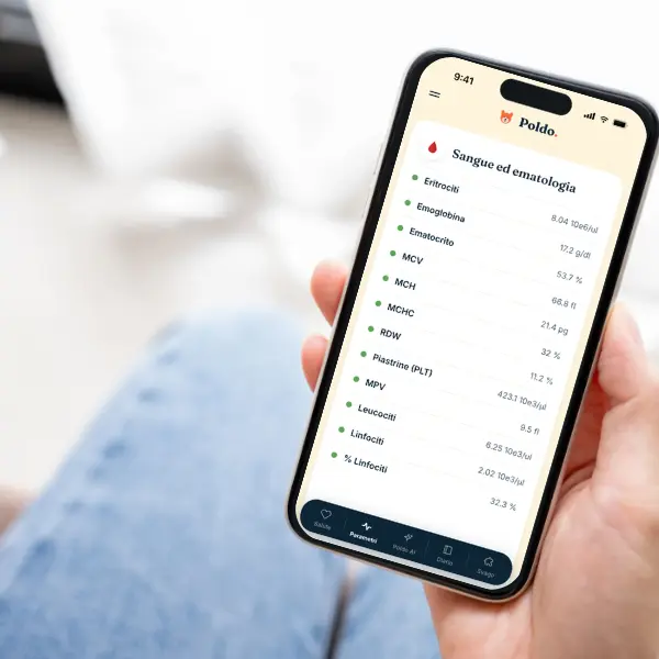 Schermata dell’app Poldo con il veterinario di riferimento e i referti